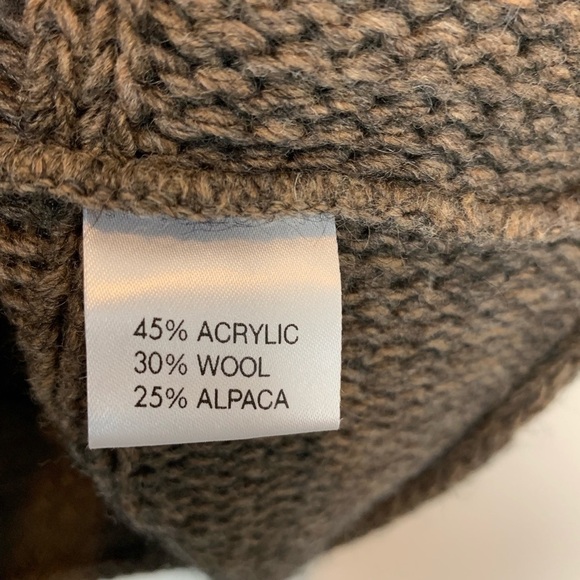 NEW Chiara Mente Sweater - Picture 6 of 6